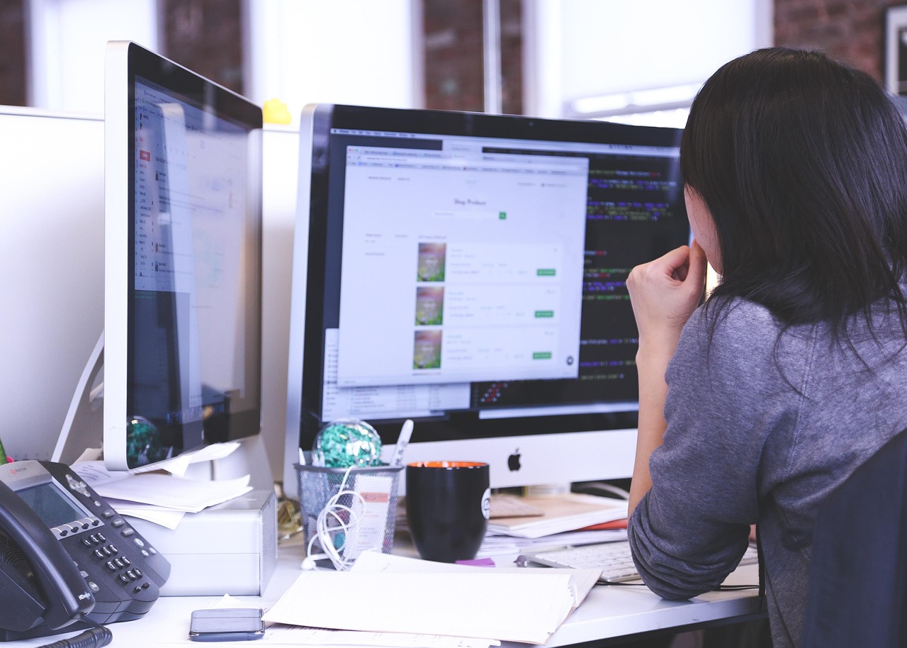 Planejamento de SEO técnico com tag canonical: comparação entre canonical, 301 e noindex